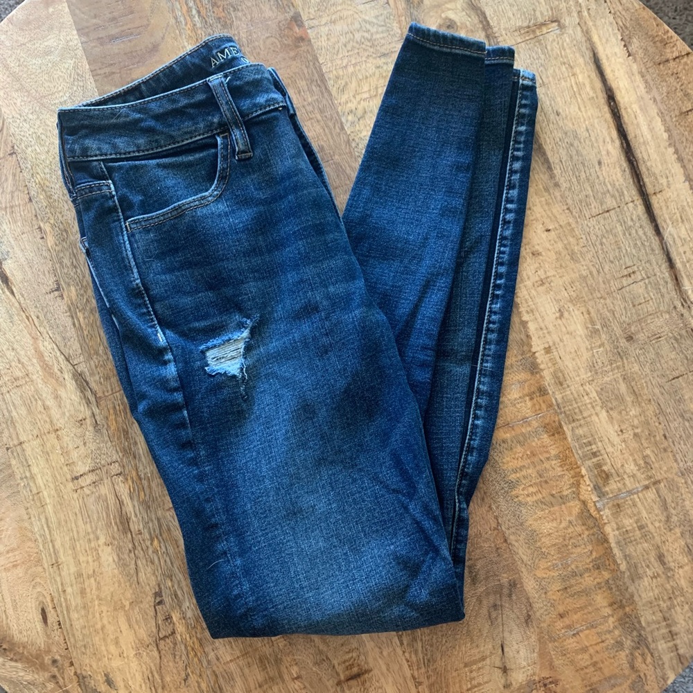 American Eagle High Rise Jeans